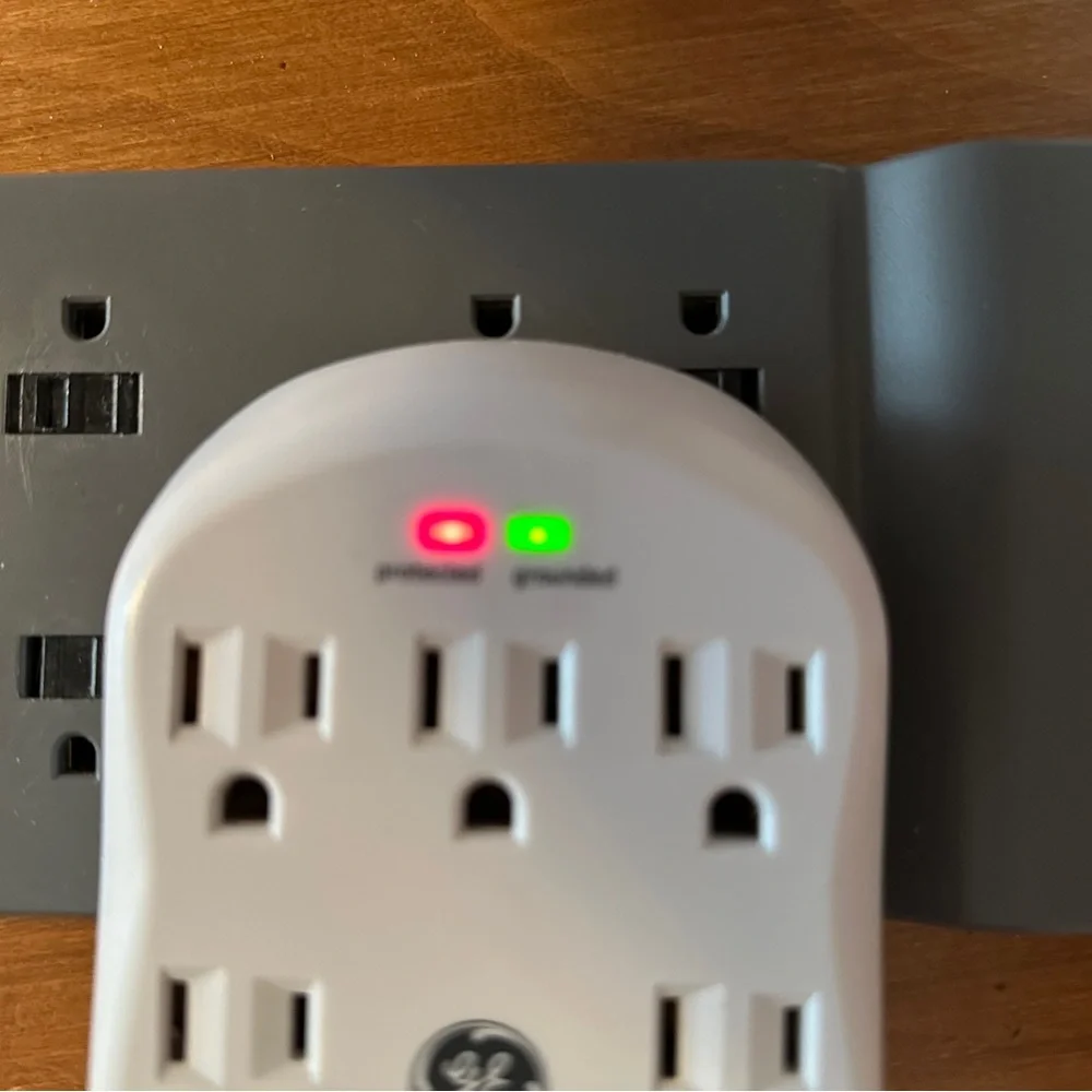BELKIN POWER STRIP, GE WALL POWER, BELKIN USB HUBS, APPLE EARBUDS